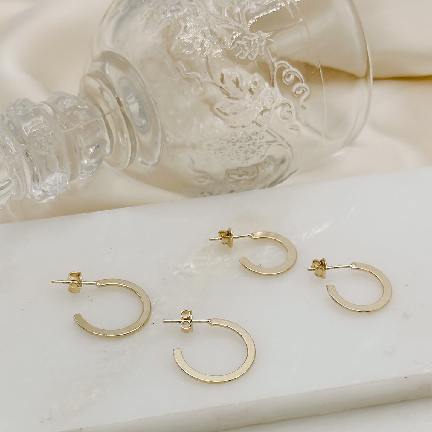 Tess  Small Hoop Earring