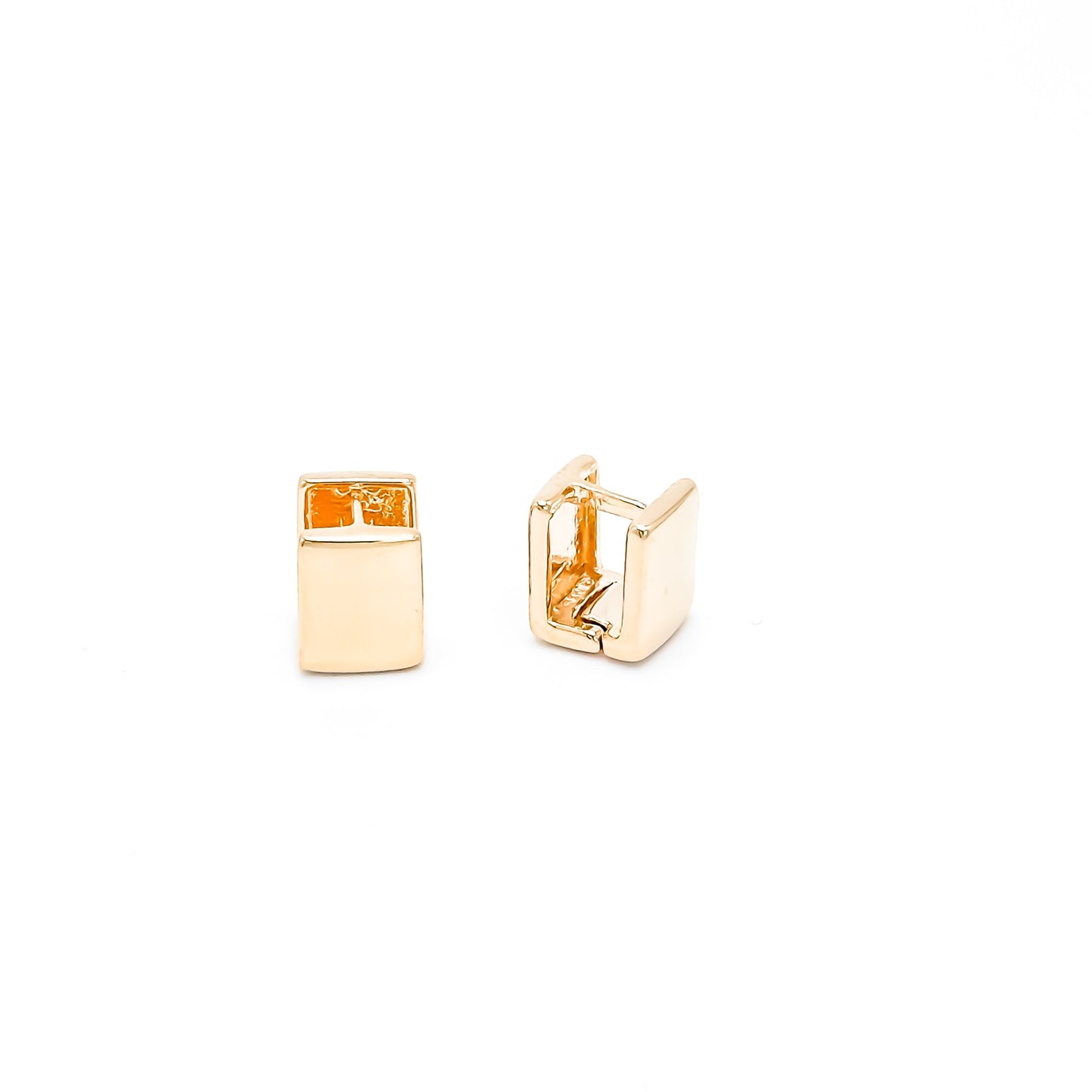 Easton Huggie Earrings